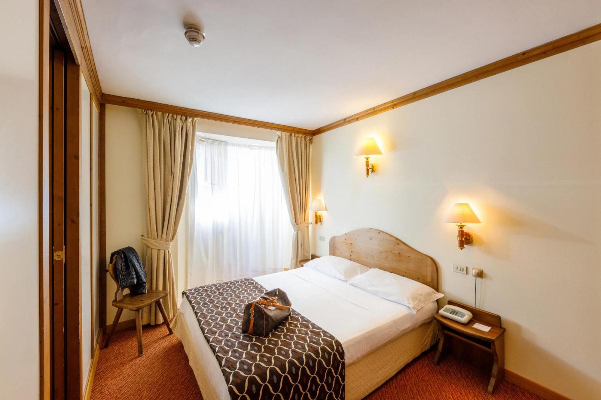 Hotel Alaska Cortina Κορτίνα Ντ' Αμπέτσο Εξωτερικό φωτογραφία